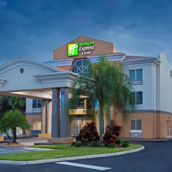 Holiday Inn Express & Suites Tavares, an IHG Hotel, hotelli kohteessa Tavares