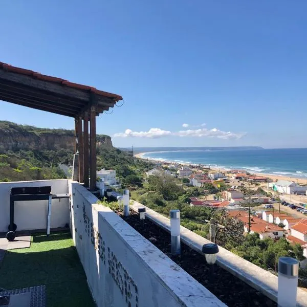 Fonte da Telha Beach Hostel, Hotel in Sesimbra