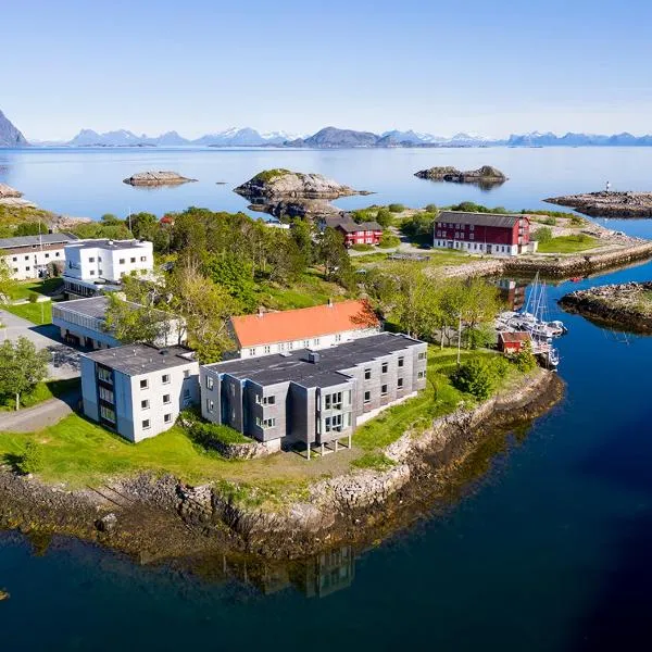 Viesnīca Lofoten sommerhotell og vandrerhjem pilsētā Kābelvoga