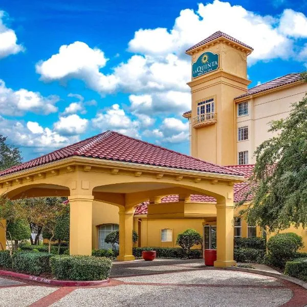 La Quinta by Wyndham Dallas North Central, hotel in Dallas