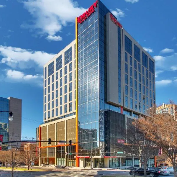 Drury Plaza Hotel Nashville Downtown โรงแรมในแนชวิลล์