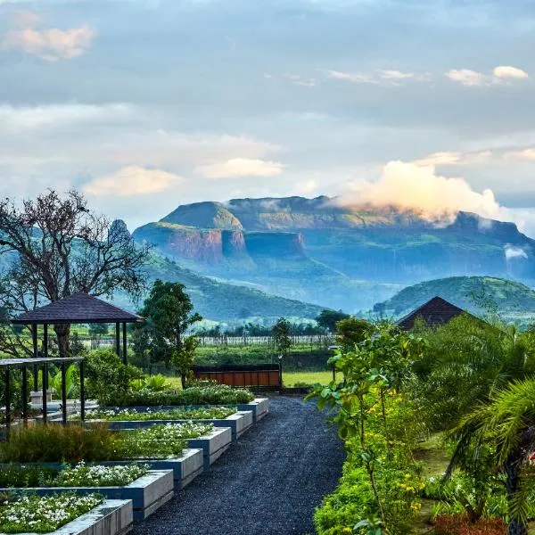 Viveda Wellness Resort, hotel em Nashik