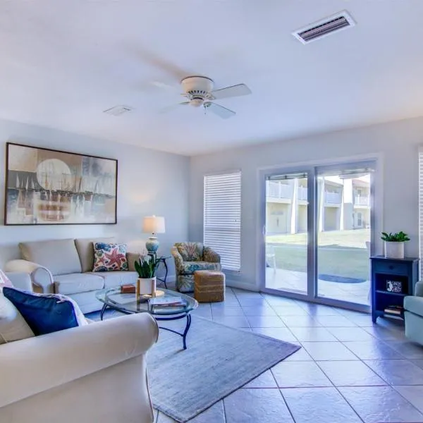 2 B, Three Bedroom Townhome, hotel sa Destin