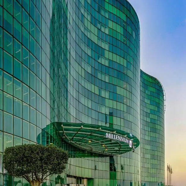 Millennium Al Rawdah Hotel, hotel em Abu Dhabi