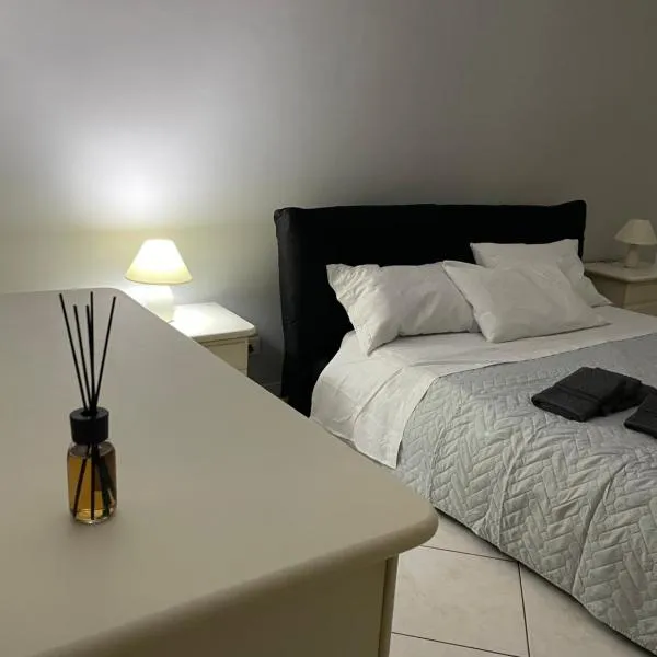 IL QUADRIFOGLIO intero appartamento centro città, hotel in Villa San Giovanni