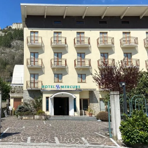 Hotel Mercure, hotel in Laino Borgo