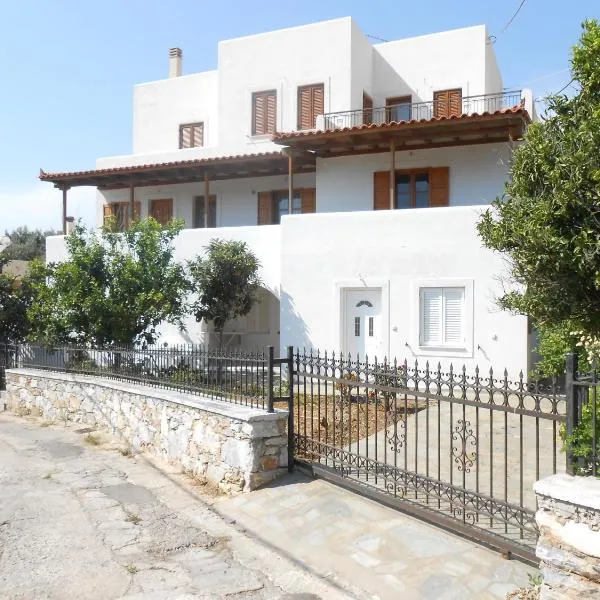 Chrysolithos Kerami Apartments, hotel sa Moutsouna Naxos