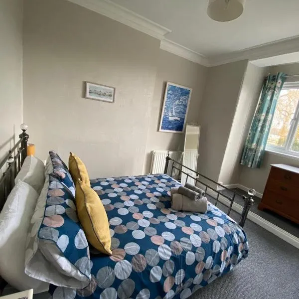 Crofton House Garden Apartment, hotel di Ryde