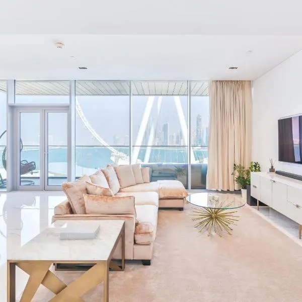 Luxury 2 BR Beachfront Apt w stunning sea view, hotel a Dubai Marina