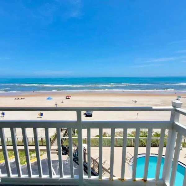 Beachfront Bliss - Suite at Symphony Beach Club, hotel i Daytona Beach