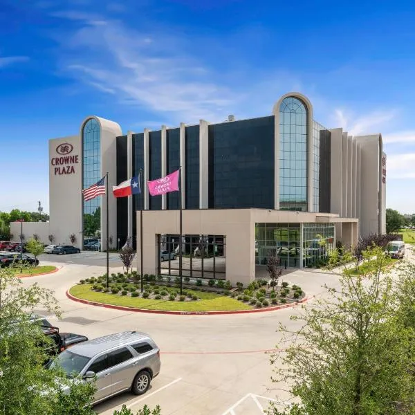 Crowne Plaza Suites Arlington, an IHG Hotel, готель у місті Арлінгтон