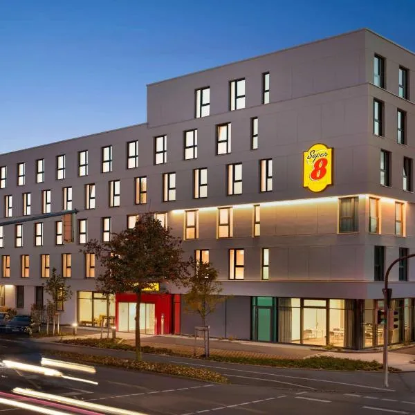 Super 8 by Wyndham Augsburg, hotel en Augsburg