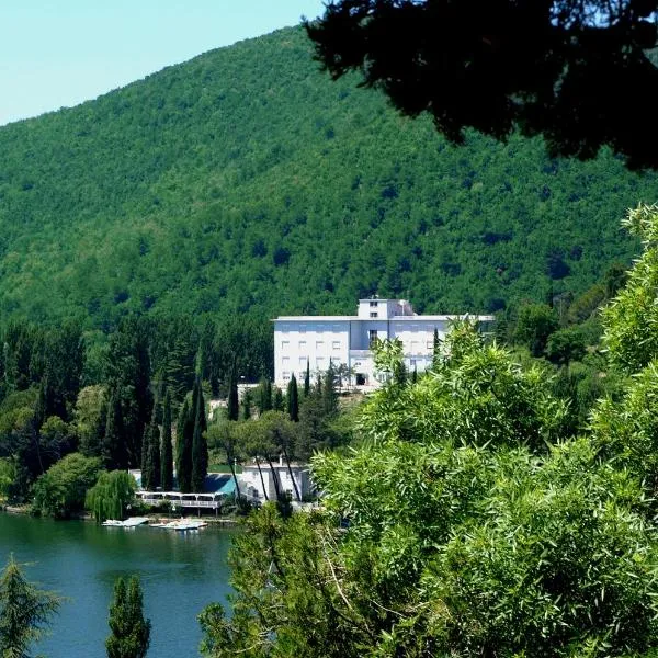 Hotel Del Lago Piediluco Active & SPA, hotel i Terni