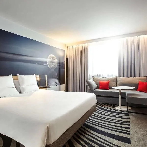 Novotel Birmingham Airport Terminal Building - NEC، فندق في بيكينهيل