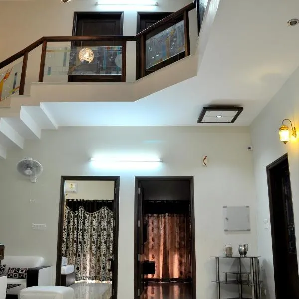 Mohini Home Stay, hotel em Agra