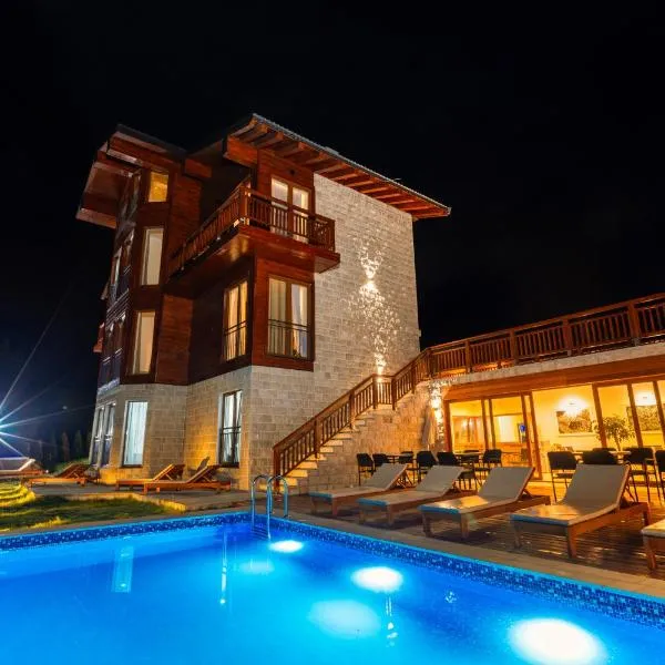 NORTH STORY - Luxury Chalet - Apartments & rooms, hotel u Žabljaku