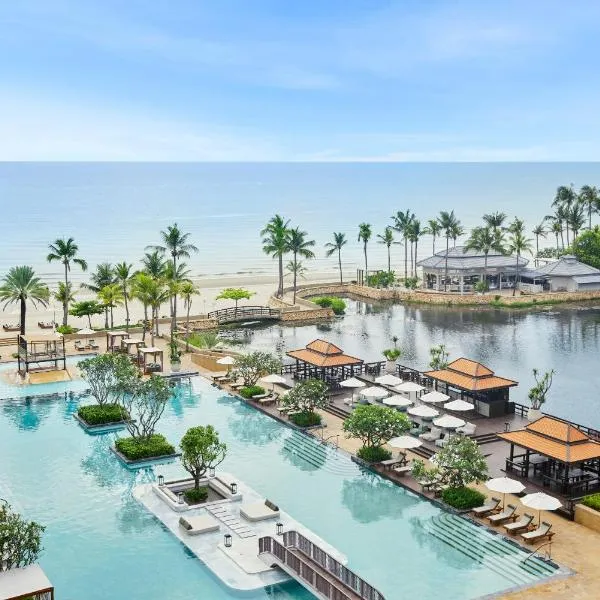 Dusit Thani Hua Hin, хотел в Ча Ам