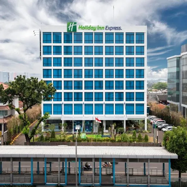 Holiday Inn Express Jakarta Matraman, an IHG Hotel