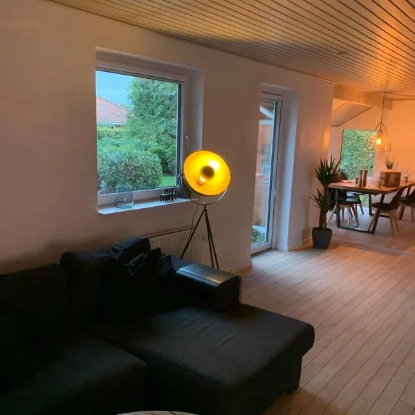 Casa Markskellet, Billund - hygge og leg for alle، فندق في بيلوند