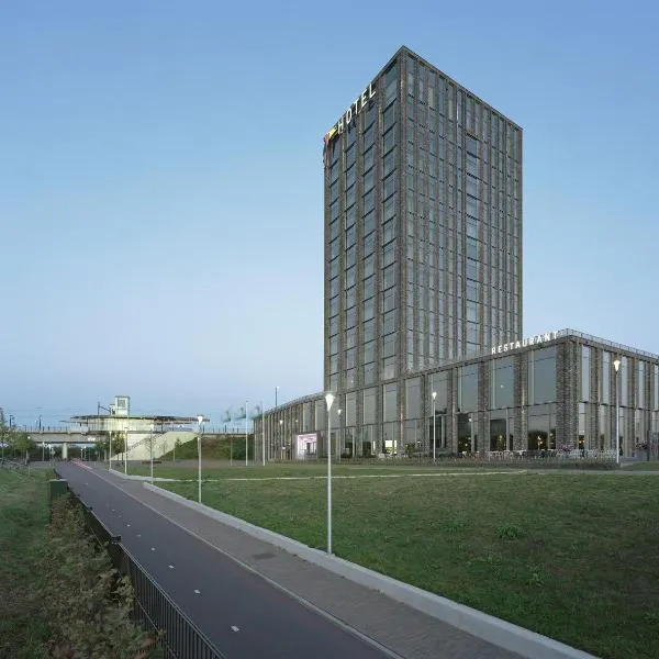 Van der Valk Hotel Nijmegen-Lent, hotel u gradu Nejmehen