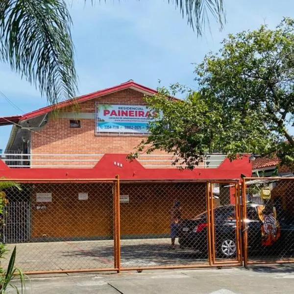 Pousada Residencial Paineiras, hotel v destinácii Matinhos