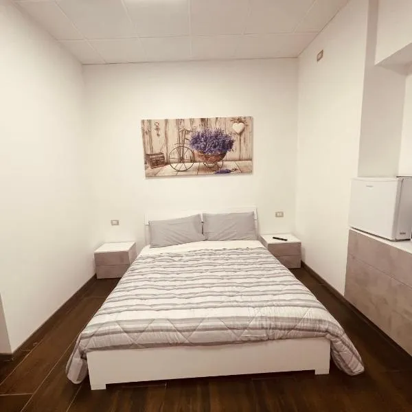 Maura's b&b, ξενοδοχείο σε Gallarate