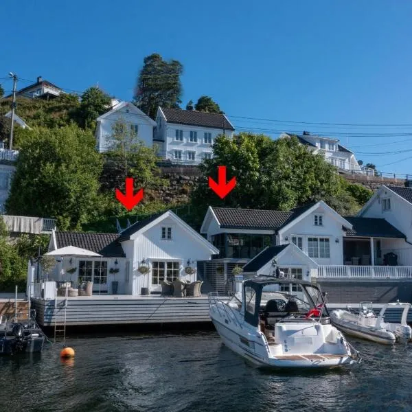 Luxurious Boathouse with Private Dock in the Best Location in Arendal, hotell i Arendal