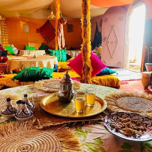 Authentique berber Camp: Mhamid şehrinde bir otel