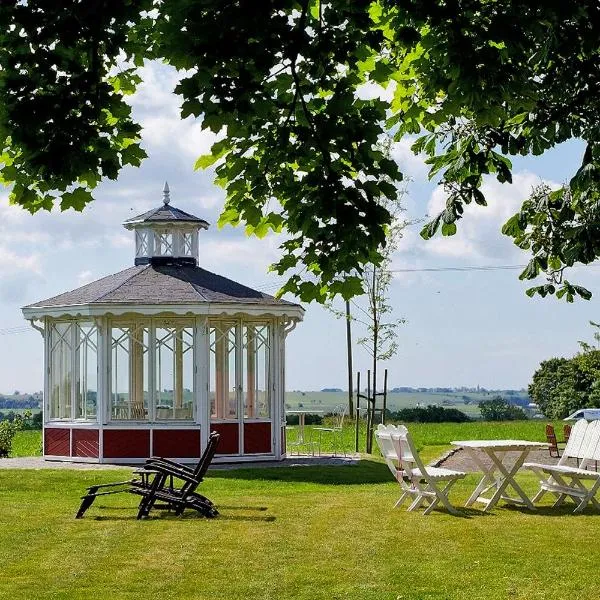 Torsborgs Gård, hotel v mestu Gärsnäs