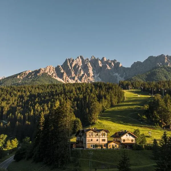 Hotel Villa Waldheim, khách sạn ở San Candido