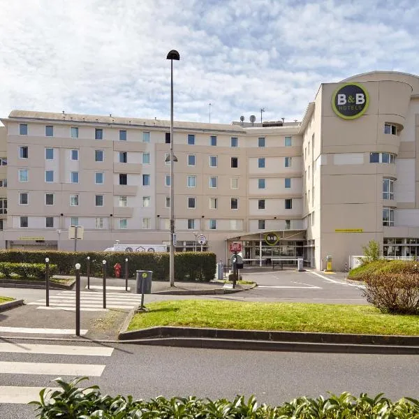 B&B HOTEL Paris Roissy CDG Aéroport: Roissy en France'da bir otel