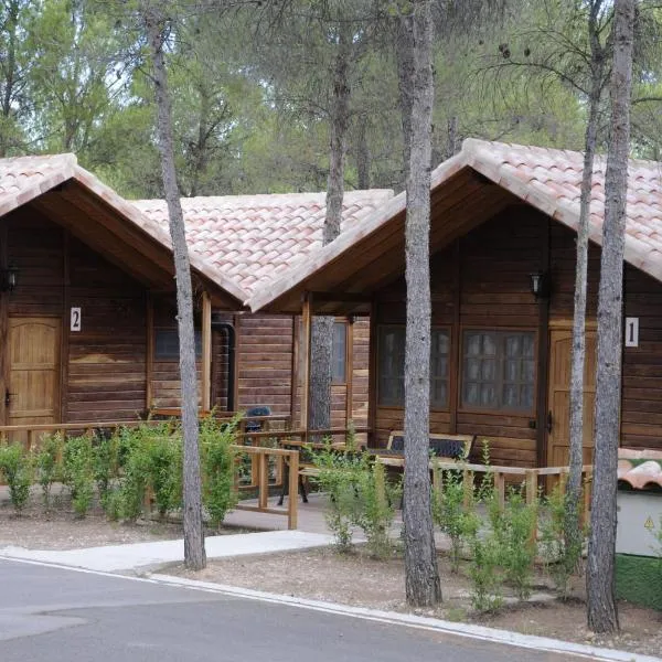 Cabañas Valle del Cabriel, hotel em Alcalá del Júcar