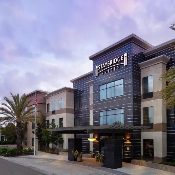 Staybridge Suites Carlsbad/San Diego, an IHG Hotel, hotel di Carlsbad