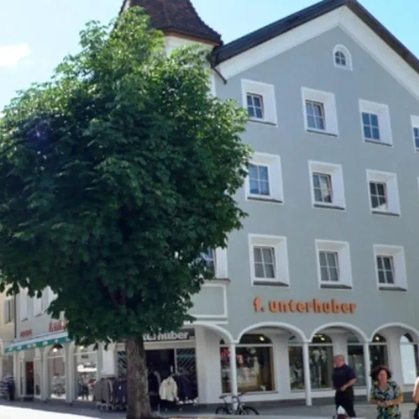 Residence Unterhuber – hotel w mieście San Candido