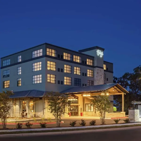 The Bevy Hotel Boerne, A Doubletree By Hilton, hótel í Boerne