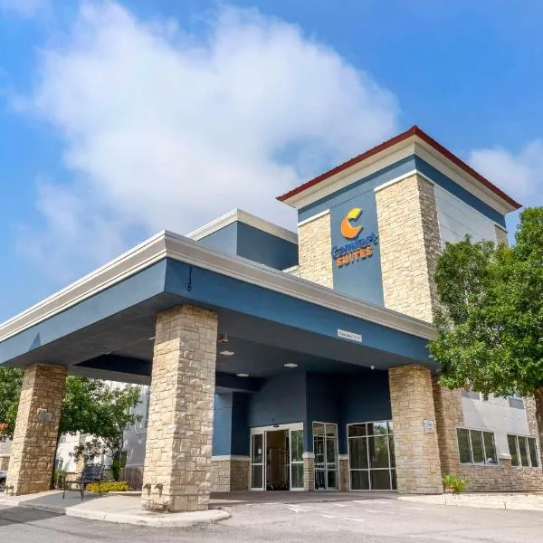 Comfort Suites Medical Center near Six Flags, hotel in San Antonio