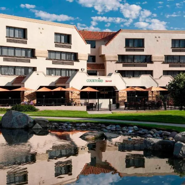 Viesnīca Courtyard by Marriott San Diego Rancho Bernardo pilsētā Ramona