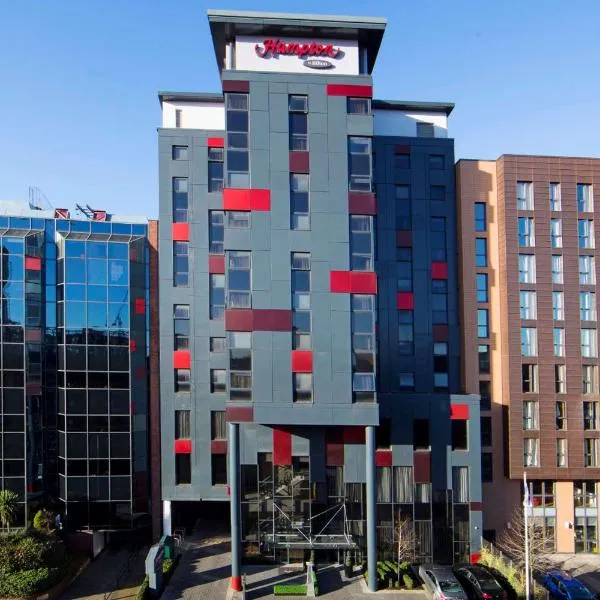 Hampton by Hilton London Croydon, хотел в Кройдън