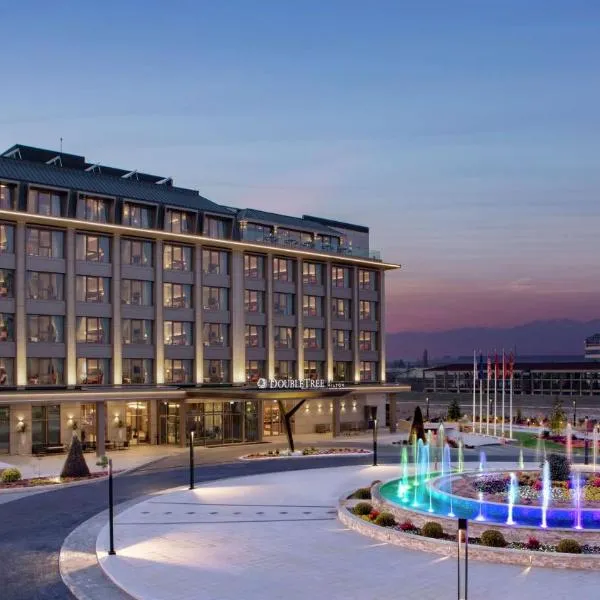 DoubleTree By Hilton Skopje, отель в Скопье