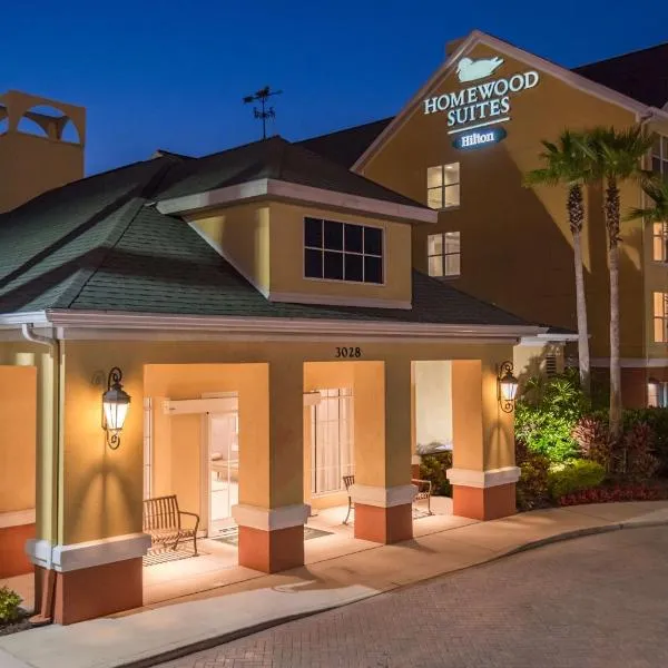 Homewood Suites by Hilton Orlando-UCF Area, хотел в Овиедо