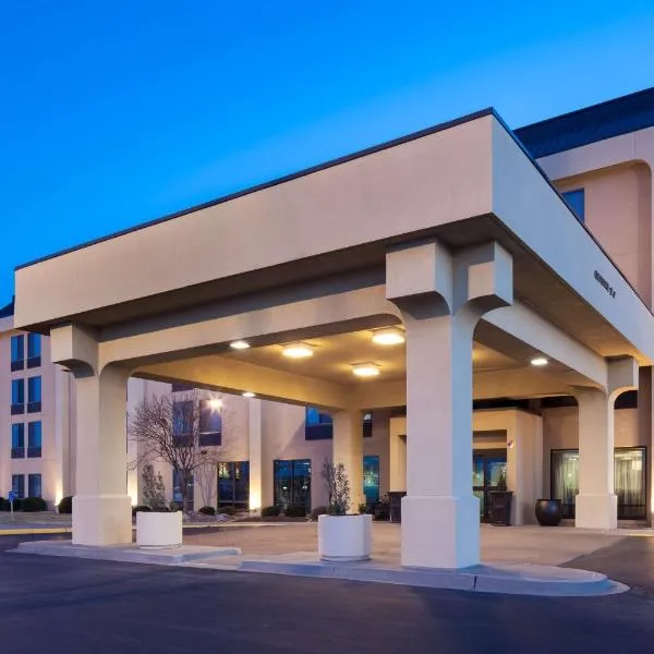 Hampton Inn Kansas City Liberty: Smithville şehrinde bir otel