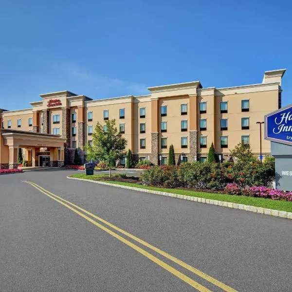 Hampton Inn and Suites Robbinsville, hotel in Hamilton