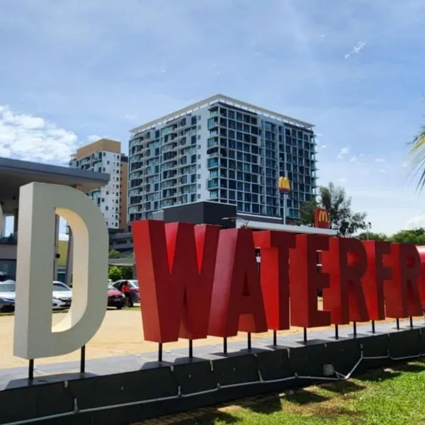 D'Wharf Hotel & Serviced Residence, hotel u gradu 'Port Dickson'