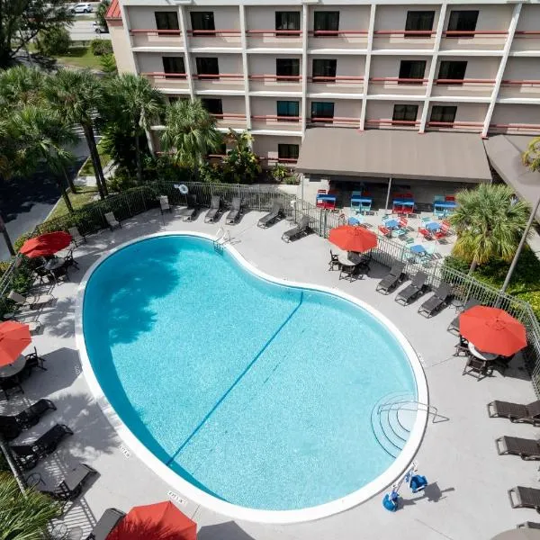 Red Roof PLUS Miami Airport, hotel em Miami