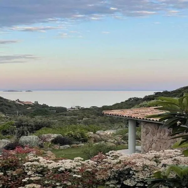 CORSACASA Villa in Palombaggia sea view, hotel Porto-Vecchióban