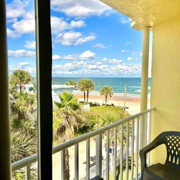 Beach Happy - Ocean View at Symphony Beach Club, hotel i Daytona Beach