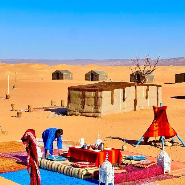 Mhamid Sahara Camp - Le Chant Du Sable: Mhamid şehrinde bir otel