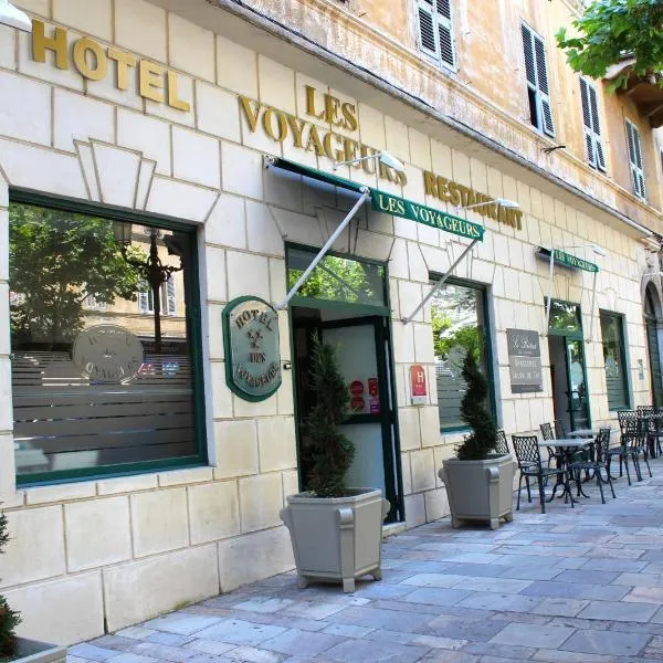 Hôtel Les Voyageurs, viešbutis mieste Bastja