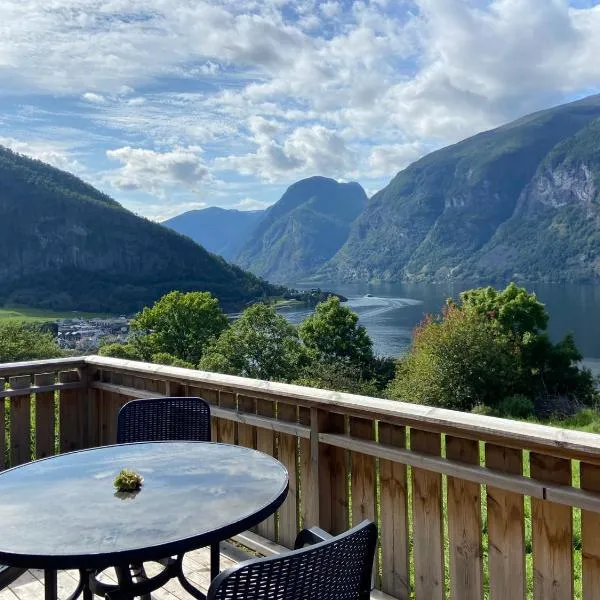 Winjum Apartments Aurland Stegastein, hotell i Flåm