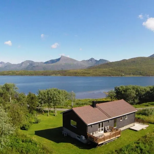 Viesnīca Midt i Lofoten pilsētā Stamsunna